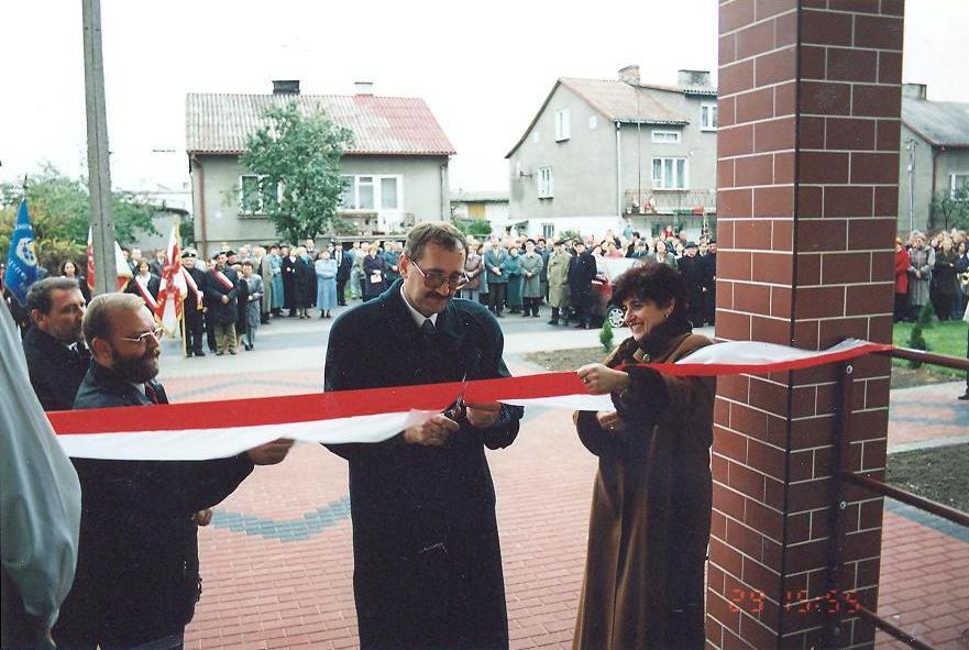 Otwarcie nowego budynku szkoły
